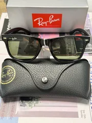 【新品・大特価】Ray-Ban レイバン 木村拓哉着用モデル WAYFARER型 サングラス マットブラック×ライトグレー 男女兼用