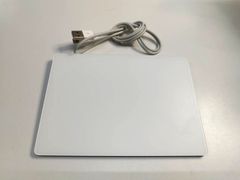 Apple Magic Trackpad 2 (A1535) ホワイト