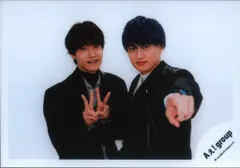 Aぇ!group 24年ISLAND TVプロフィール写真撮影オフショット 佐野晶哉/小島健 公式写真 *1枚