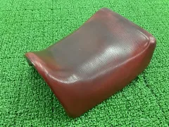 RG400ガンマ フロントシート 赤 45100-20A00 スズキ 純正 バイク 部品 HK31A HM31A 車検 Genuine 【中古】 92 RG400ガンマ フロントシート 赤 45100-20A00 スズキ 純正 バイク 部品
