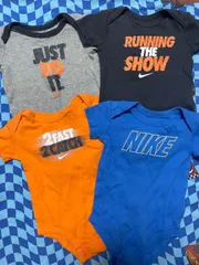 nikeロンパースセット