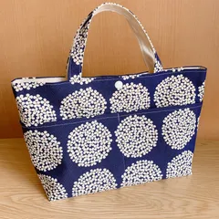 ミニバッグ　北欧風サークルフラワー