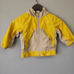 M8176 petit main プティマイン キッズ フード収納可 マウンテンパーカー サイズ90 裏メッシュ 薄手 アウター イエロー系 ジャンバー 撥水
