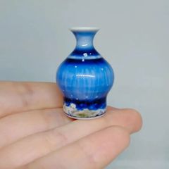 手作りミニチュア花瓶　陶器壺　一輪挿し　ブルー
