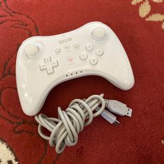 wiiクラシックコントローラーPROホワイト＆ホワイト2個セット