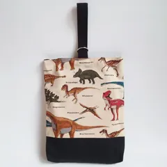 ハンドメイド リバーシブル 恐竜 × 星 シューズケース シューズケース 上履き入れ 上履きバッグ シューズバッグ 上靴入れ 上靴バッグ 上履きバック 上靴ケース シューズバック シューズ入れ 入園 入学 スター 男の子 ダイナソー かっこいい