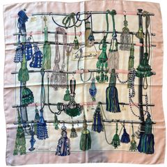 HERMES エルメス スカーフ カレ90 紐飾り タッセル HERMES エルメス カレ 90 Pasementerie 紐飾り タッセル シルク