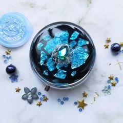 ホタルガラス風ピルケース　ハンドメイドピルケース　レジンピルケース　小物入れ　ハンドメイドレジン