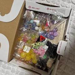 コラージュ素材　パーツ　ビーズ　大容量　処分 2025年最新】ビーズ 在庫処分の人気アイテム - メルカリ