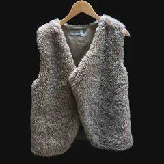 ◇ me+em select ミームセレクト ボア シンプル もこもこ 冬 ノースリーブ ベスト サイズF ベージュ レディース E  【1211150035722】