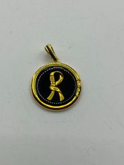 Roberta di Camerino ロベルタディカメリーノ ペンダントトップ ロゴ ラウンド ブラック