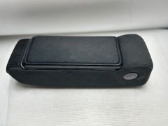 【純正パーツ】　ダイハツ　タント　L375S　L385S　アームレスト　肘置き　室内用　内装パーツ　小物入れ　黒色系　中古パーツ　汚れ多少あり