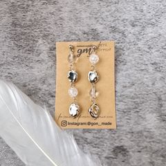 シルバービーンズロングピアス（クラック×クリア）［サージカルステンレス］※イヤリング変更可能