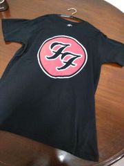 FOO FIGHTERS / フー・ファイターズ 正規品ロックTシャツ（新品）