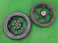 GPZ750F GPZ1100F純正ゴールドホイール前後セット 値引き交渉あり