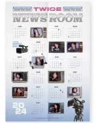 【中古】カレンダー [単品] TWICE 折りたたみポスターカレンダー 「TWICE 2024 SEASON’S GREETINGS＜TWICE NEWS ROOM＞」 同梱品
