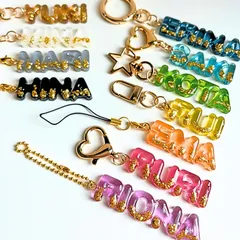 【受注オーダー】ネームキーホルダー　当店人気No.1　お名前キーホルダー　オリジナルキーホルダー　推し　推し活　推しカラー　推し活グッズ　メンバーカラー　メンカラ　ギフト　プチギフト　プレゼント　オーダー　オーダーメイド　ハンドメイド　コリルハンドメイド