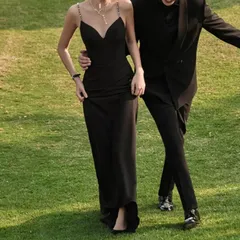 【新品 未使用】2026新作 ドレス 黒 パーティードレス 袖なし キャミソールドレス イブニングドレス スレンダー タイト ロング スリット入り 発表会 演奏会 マーメイドドレス ラインストーン 成人式 二次会 お呼ばれ 