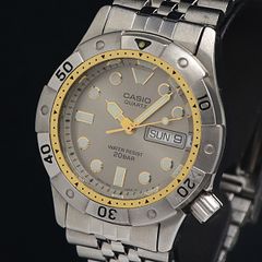 カシオ》ダイバーズウォッチ電池交換済み稼動 - メルカリ