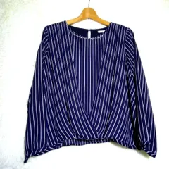 グラシア【L】パールビジュー付 フロントタックブラウス ストライプ ネイビー