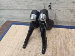 Shimano STI ST-5700 105 2×10 左右 旧10速　オマケ Shimano 105 ST-5700 10 Speed STI Shifters