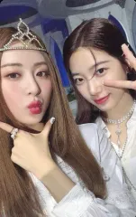 【中古】コレクションカード(女性) LE SSERAFIM/HUH YUNJIN(ホ・ユンジン)・KAZUHA(カズハ)/CD「FEARLESS＜初回限定盤A＞」(UPCH-89511)封入特典セルフィーフォトカード