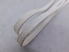 〔楽布特選〕P32666　オフホワイト　手組　三分紐　帯締め　未使用　新品　ｃ