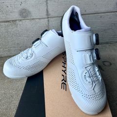 【新品未使用】 SHIMANO RC9 SH-RC902 シマノ ビンディングシューズ SPDSL EUR40 25.2cm 白 ホワイト ロードバイク シューズ 【送料無料】