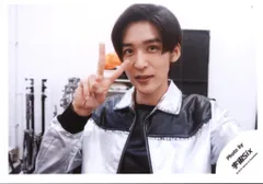 SnowMan/宇宙Six 19年 セルフィー企画 目黒蓮 公式写真 *1枚