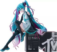 初音ミク×米山舞 The Latest Street Style “Cute” - メルカリ