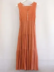 archives アルシーヴ  ノースリーブ　ロング丈　シワ加工　ティアードワンピース  M オレンジ系ブラウン