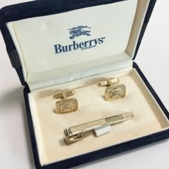 Burberry カフリンクスとタイバーセット - メルカリ