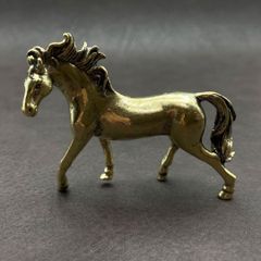 真鍮製 馬の置物 アンティーク調 開運 風水 金運 仕事運 勝負運 - メルカリ