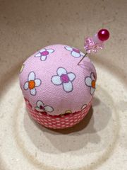 n＊ハンドメイドミニピンクッション＊ピンクお花