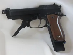 【レトロエアガン】MGC製 M93R エアーピストル 本体＋マガジン付き 現状品 レトロエアガン】MGC製 M93R エアーピストル 本体＋マガジン付き