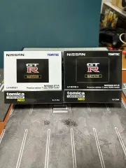 トミカ リミテッド ヴィンテージ ネオ GT ー R プレミアムエディション T -スペック (ホワイト&ブラック) セット