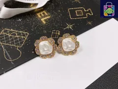 【今日特価】Chanel シャネル ヴィンテージ ダブル C イヤリング