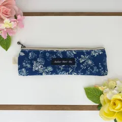 ペンケース型ポーチ【18センチファスナー・綿麻小花（ネイビー）】