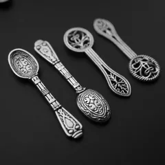 『在庫処分価格』まとめ売り 40個セット 銀古美 アンティーク風 透かし レース スプーン メタルパーツ チャーム