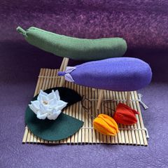 お盆飾りセット③　ハンドメイド　ちりめん　精霊馬　蓮　ほおずき