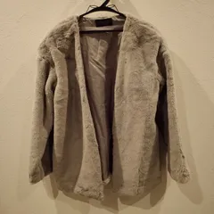 ROSE BUD　グレー　フェイクファー　ジャケットのサムネイル