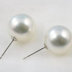 TANAKA 貴金属 ゴールド スタッド6mmピアス 両耳用 - メルカリ