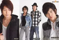 【中古】生写真(男性) CONNECT(岩田光央・鈴村健一)・入野自由・神谷浩史/横型・両手ポケット・帽子・ポストカードサイズ/DVD「Kiramune Music Festival 2009 Live」特典ブロマイド