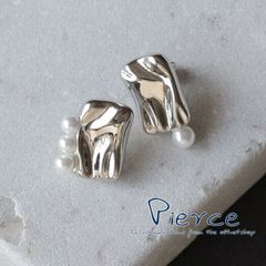ピアス パール レディース アシンメトリー 左右非対称 お洒落 モダン トレンド 流行 合金 シルバー 上品 おしゃれ 女性 ニッケルフリー