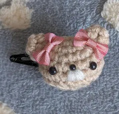 クマさんヘアピン（アイボリー・ピンクリボン）