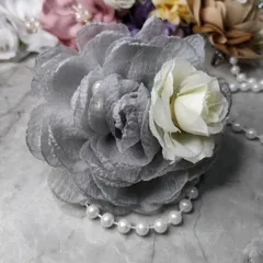 コサージュ 卒園式　卒業式　入園式入学式 結婚式 発表会 ＊フォーマルコサージュ＊パールブローチ253