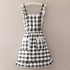 エプロン おしゃれ 大人 かわいい 可愛い 大人可愛い カフェ カフェ風 キッチン サロン 制服 作業着 作業 作業服 仕事用 ユニフォーム 料理家 生活雑貨 前掛け 業務用 黒 赤 チェック レース フリル レディース 上品 飲食店 家 母の日 エレガント