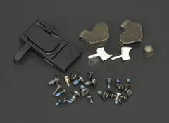 MacBook Pro Retina 15 Mid2012  A1398 ネジ4