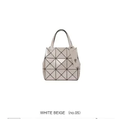 2025年最新】BAO BAO issey miyake caratの人気アイテム - メルカリ