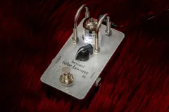 【美品Model Change版】beyond tube booster 2S 真空管を搭載したbeyondのギター用ブースターとバッファーが